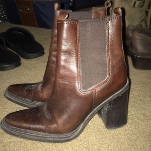 Brown Leather Ankle Boots with chunky heel